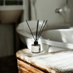 Patchouli & Mineral Amber 100ml Reed Diffuser