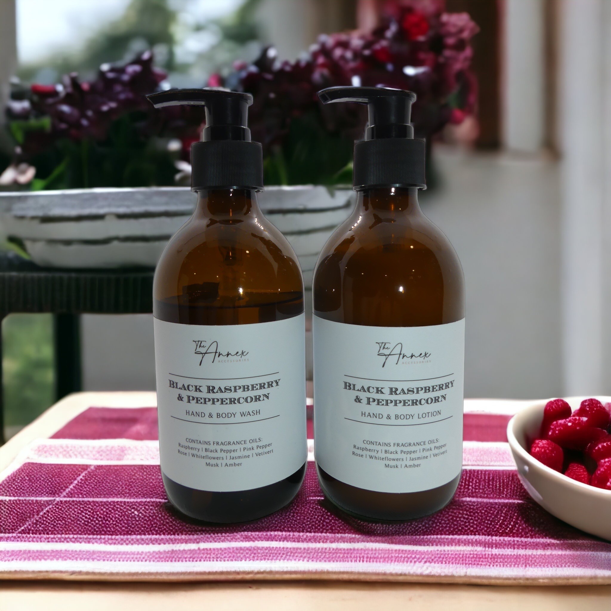 BLACK RASPBERRY & PEPPERCORN HAND & BODY WASH Annex Accessories