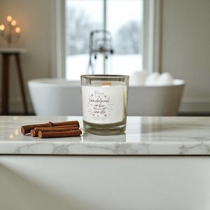 Sandalwood, Amber & Vanilla 30cl Candle